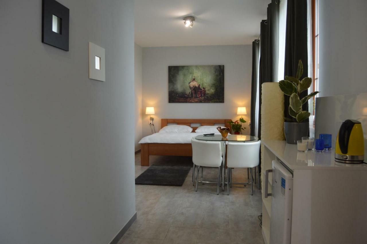 Vila Lipa Novy Bor Luaran gambar